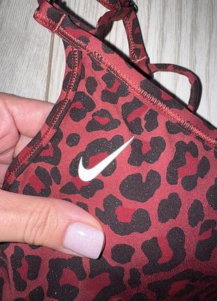 Спортивний топ nike 5