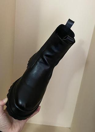Челсі staff шкіряні 39 3