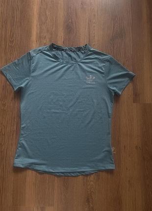 Спортивна футболка adidas, m/l