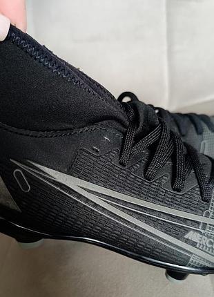 Маленькому футболисту футбольные бутсы nike mercurial