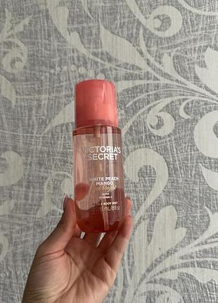 Парфумований спрей для тіла victoria's secret white peach mango fell bright hair & body mist