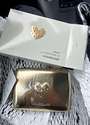Набір декоративної косметики hourglass ambient lighting palette