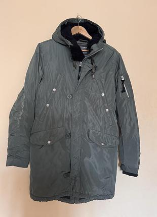 Парка утеплена pull&bear р.m 2
