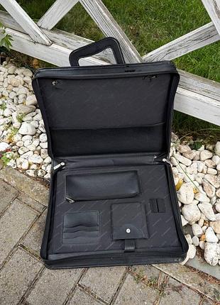 Чемодан саквояж
