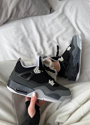 Кроссовки женские и мужские nike jordan 4