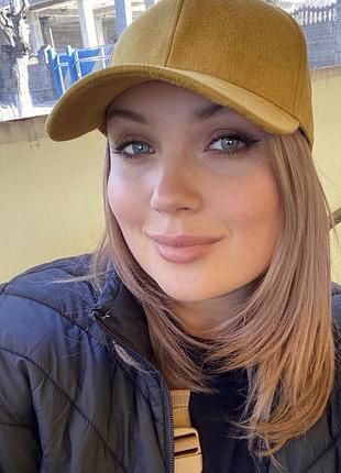 Яскрава кепка бейсболка під замш reserved