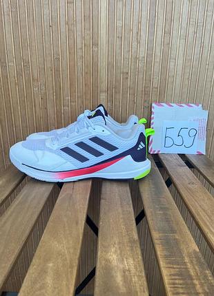 Кросівки adidas novaflight 2