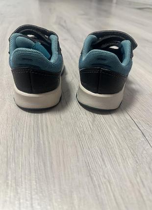 Кросівки adidas 3