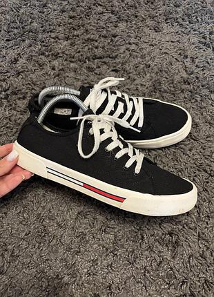 Кеди чоловічі tommy jeans чорні