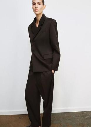 Брючний костюм жіночий zara темно коричневий, піджак та брюки