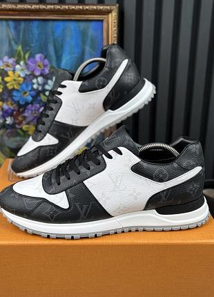 Louis vuitton run away sneakers monogram чоловічі кросівки оригінал 41.5 eur