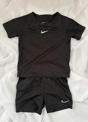 Спортивний комплект для хлопчиків nike dri-fit чорний 116-122 см