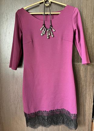 Коротка жіноча сукня ww women’s wear кольору фуксії з мереживом та намистом, розмір s/m (38)