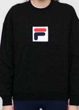 Женский свитшот от известного спортивного бренда fila.
