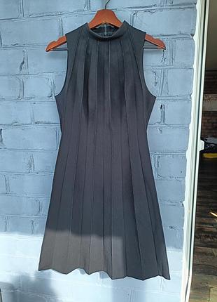 Коротка жіноча сукня karen millen у складку, чорна