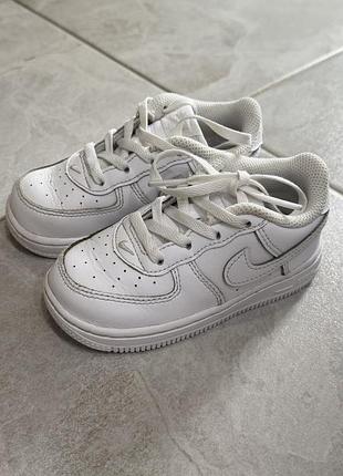 Кросівки дитячі nike force білі 6