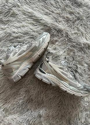 Кросівки жіночі off-white сріблясті, розмір 38