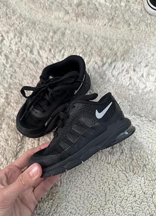 Кроссовки nike