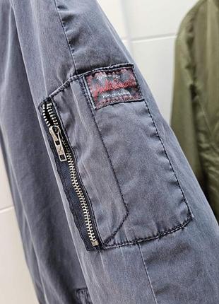 Куртка-бомбер мужской pull&bear р.м 3