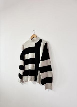 Красивий светр f&f🌿