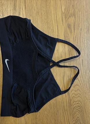 Спортивний топ nike
