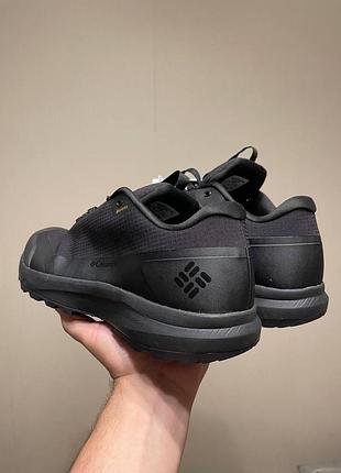Columbia gtx low all black 8