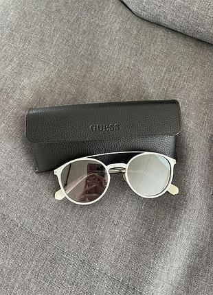 Сонцезахисні окуляри жіночі guess круглі сріблясті