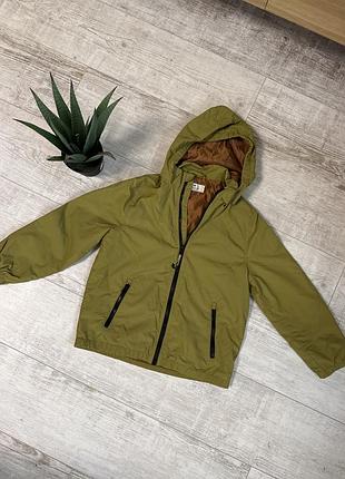 Куртка для хлопчика h&m кольору хакі, розмір 122-128 см