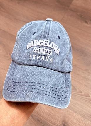 Сіра бейсболка барселона у вінтажному стилі з вишитим написом «barcelona est 1249 españa» для туризму, vintage cap