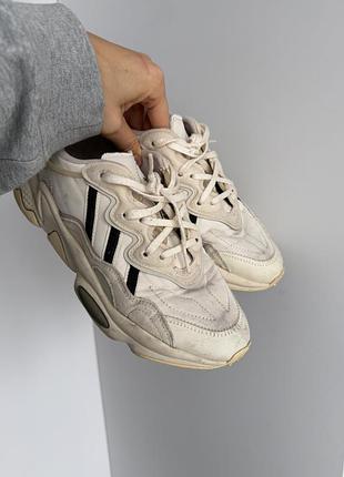 Кросівки adidas ozweego