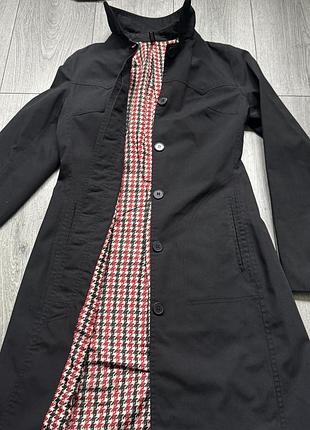 Жіночий плащ h&m чорний приталений