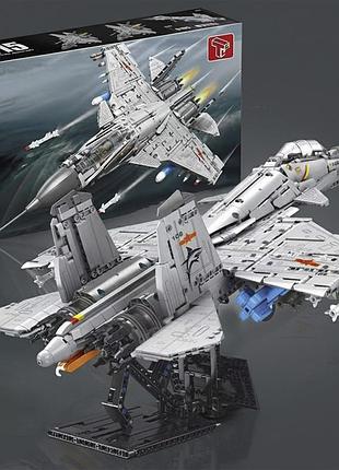 Конструктор самолет истребитель shenyang j-15 с подвижными деталями подставка 2062 дет серый