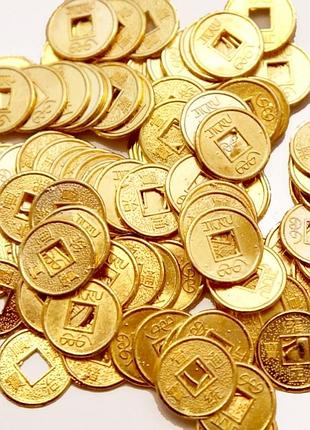 Монета искусственно золотой цвет 100 монет