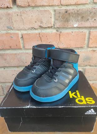 Кросівки дитячі adidas kids чорні з синім, розмір 23, довжина устілки 14 см