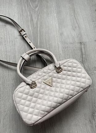 Жіноча сумочка guess оригінал