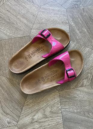 Шльопанці жіночі birkenstock рожеві
