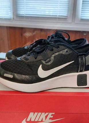 Кроссовки для мальчика nike