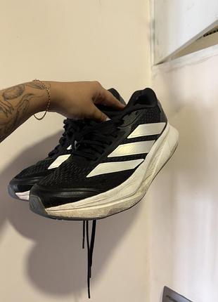 Кросівки унісекс adidas чорні