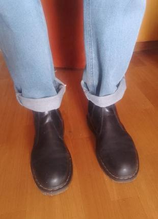 Чоловiчi челсi dr. martens