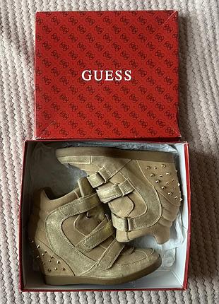 Вінтажні золоті снікерси guess с шипами sneakers y2k gold suede