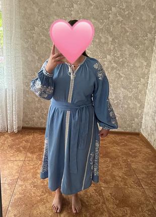 Вишита сукня з льону, блакитного кольору  50 розмір