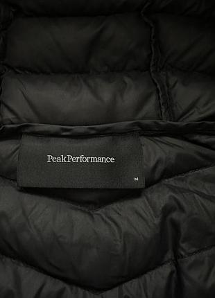 Жіночий пуховик peak performance 7
