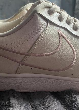 Кросівки жіночі nike air рожеві, розмір 42.5, довжина устілки 27.5 см