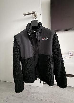 Куртка кофта fila розмір m