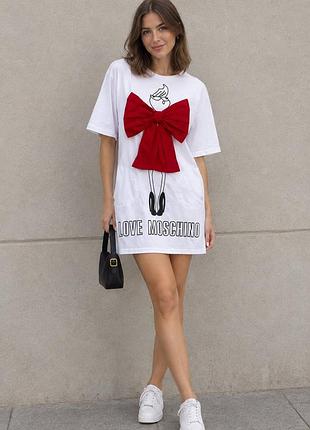 Жіноча сукня-футболка з принтом love moschino та червоним бантом (розмір m)
