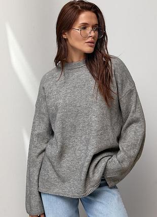 В’язаний джемпер oversize з широкими рукавами