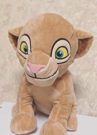 Шукаємо королівську родину для молодої левиці нали 🦁✨