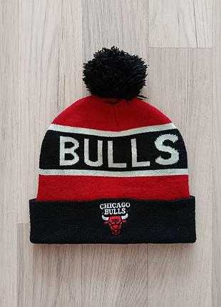 Зимова шапка з помпоном chicago bulls nba s/m