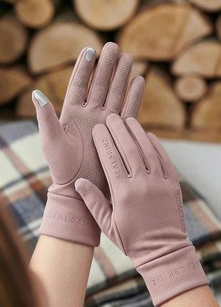 Високотехнологічні водовідштовхувальні рукавички sealskinz acle nano fleece.