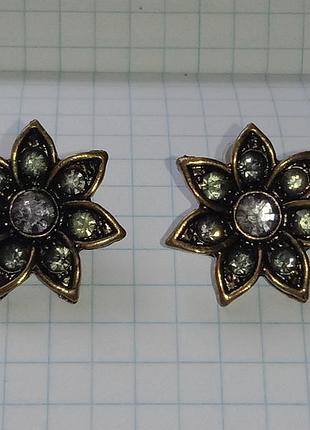 Серьги женские гвоздики звезда 🌟 золотистые винтажные